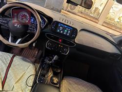 هيونداي سانتافي